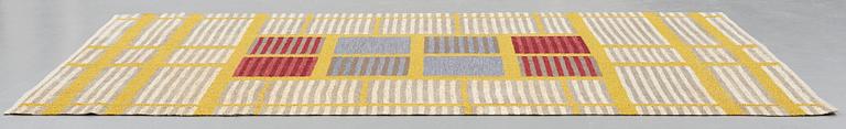 A CARPET, flat weave, ca 298 x 194 cm, Sweden around 1950.