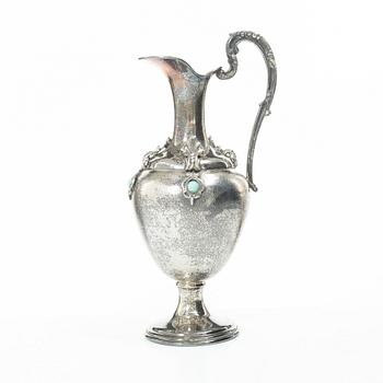 An Italian silver jug, 1944-1968.