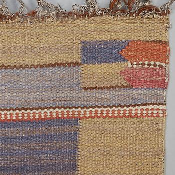 CARPET. "Blåsvarten". Flat weave. 153,5 x 108 cm. Signed MMF.