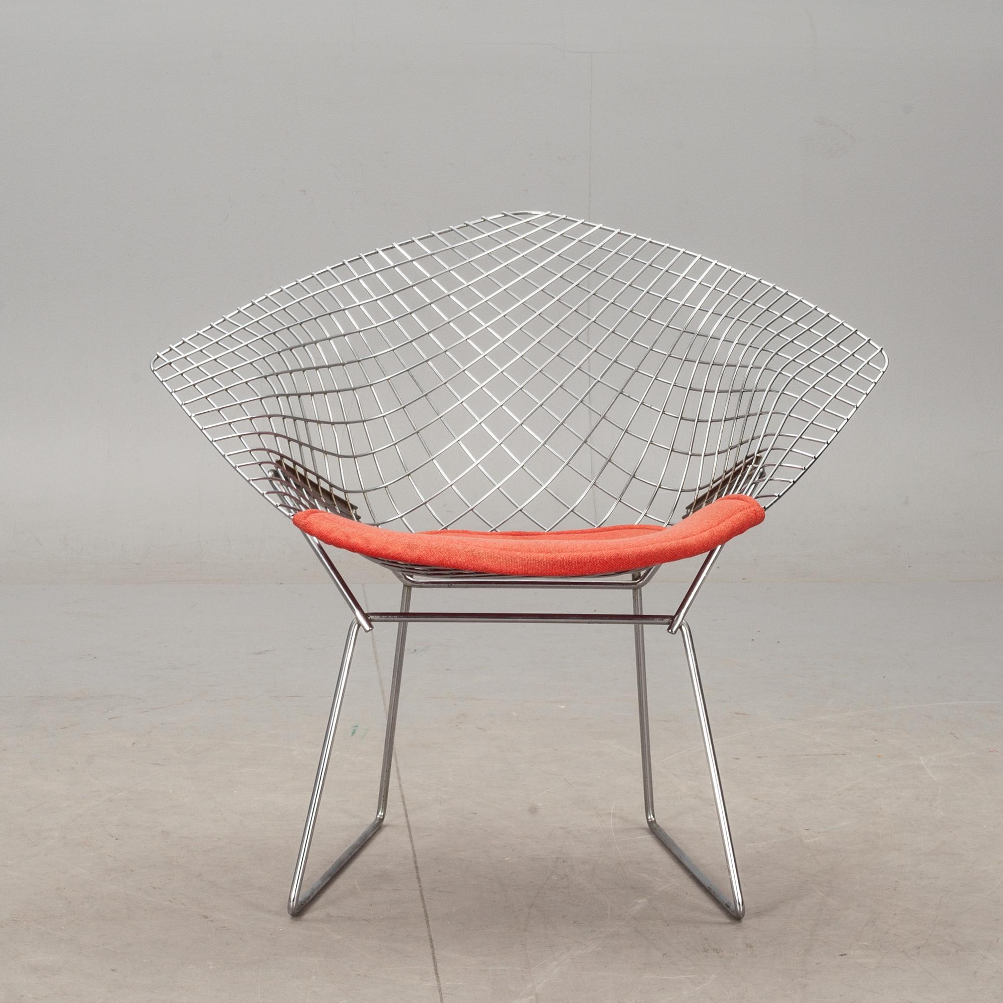 STOL, "Diamond chair", design Harry Bertoia.