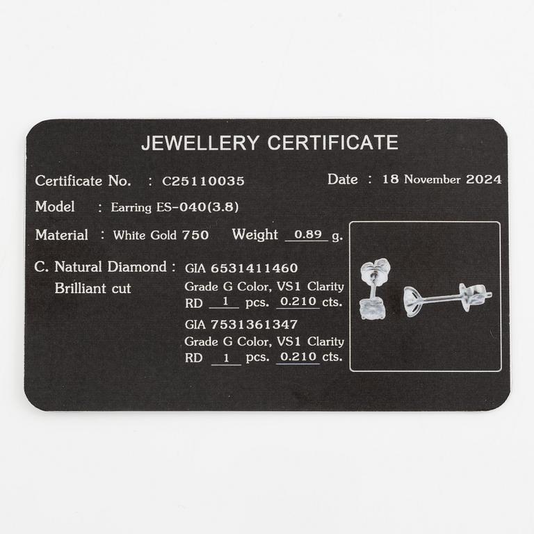 Earrings 18K white gold set with brilliant-cut diamonds accompanied by GIA dossier.