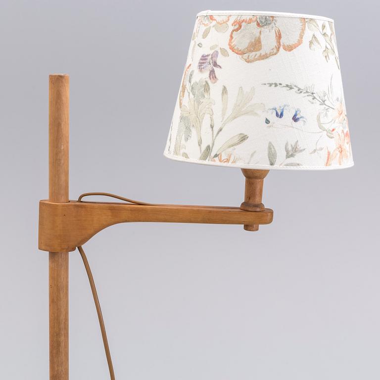 CARL MALMSTEN, a 'Staken' floor lamp.