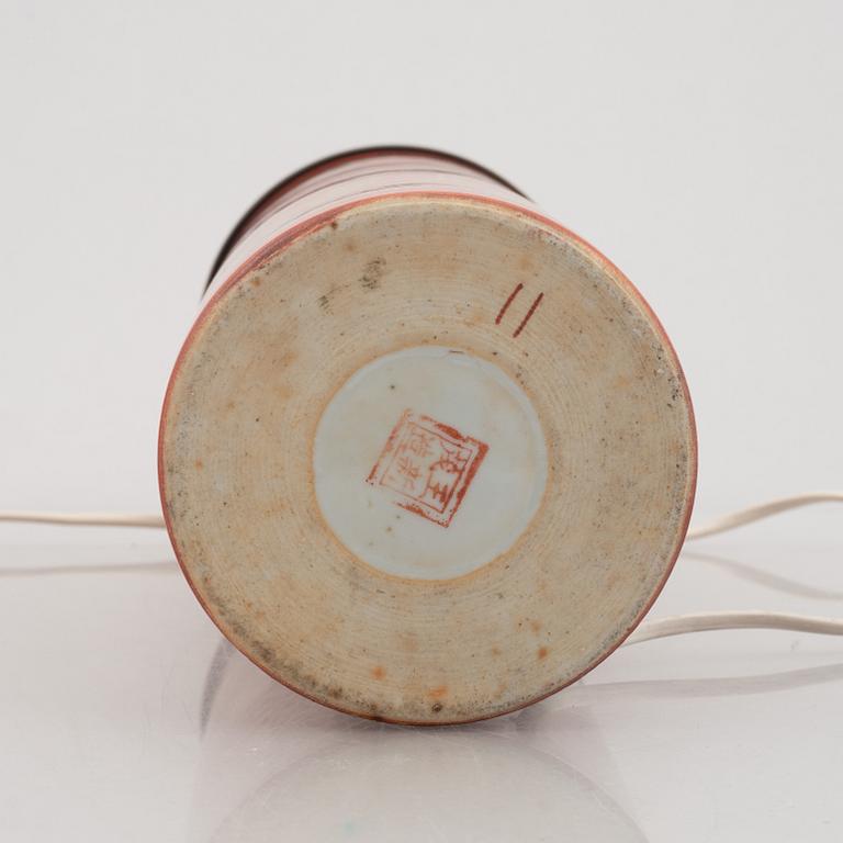 A pair of Chinese porcelain table lamps, 20th Century.