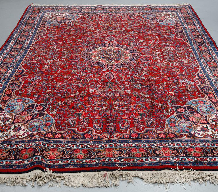 A carpet, so called Rose Bidjar, ca 337 x 226 cm.
