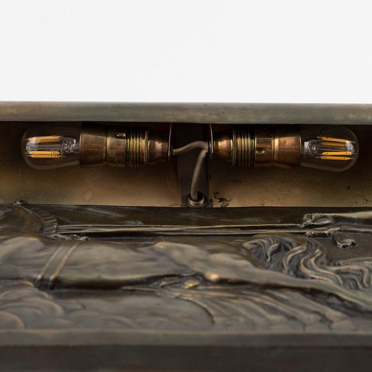 A brass wall lamp first half of the 20th Century.