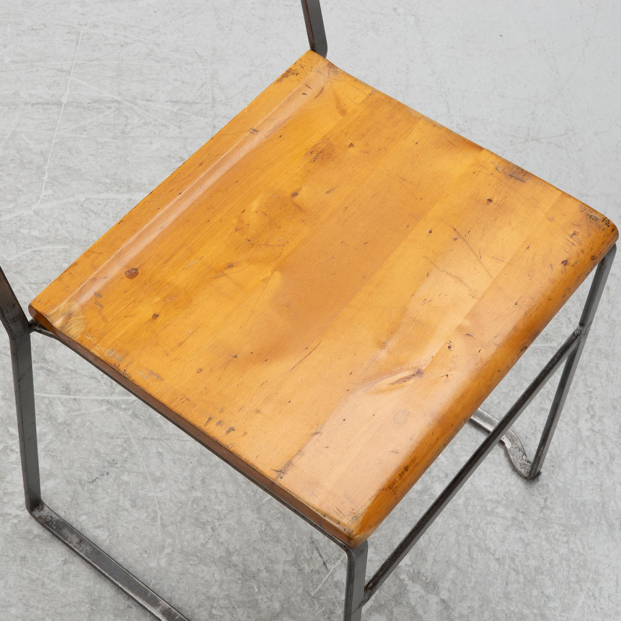 Stolar, 4 st, "Stol 10", 1900-talets mitt. Grythyttans stålmöbler. 1900-talets första hälft.