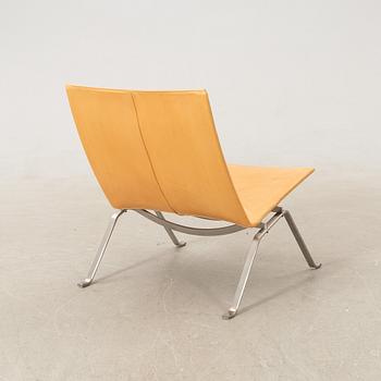 Poul Kjaerholm, fåtölj, "PK22" för Fritz Hansen Danmark 2017.