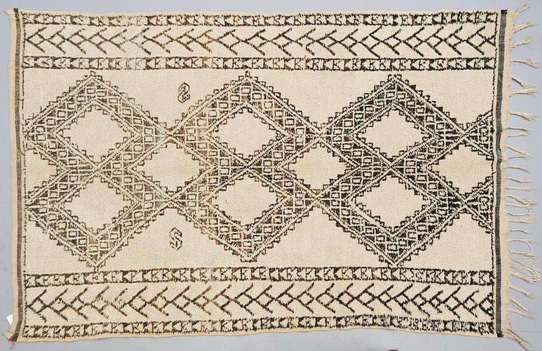 MATTA, Beni Ourain, old, ca 270 x 180 cm.