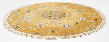 Barbro Nilsson, matta, "Gula rabatten", rund, flossa, diameter ca 300 cm, AB Märta Måås-Fjetterström, osignerad.