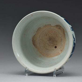 A blue and white censer, Qing dynasty, early 18th century.