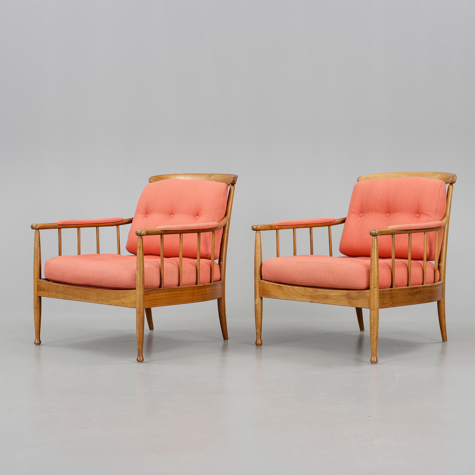 FÅTÖLJER, ett par. "Skrindan", Kerstin Hörlin-Holmqvist. Modellen formgiven 1963.