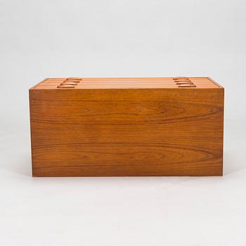 Kai Kristiansen, a teak veneered chest of drawers, FM mobler, Denmark, mid 20th century.