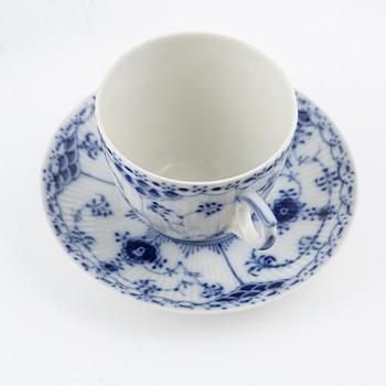 39 pieces of a 'Musselmalet' porcelain service, Royal Copenhagen, Denmark.