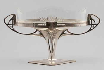 JARDINJÄR, nysilver, med glasinsats, 1910 talet.