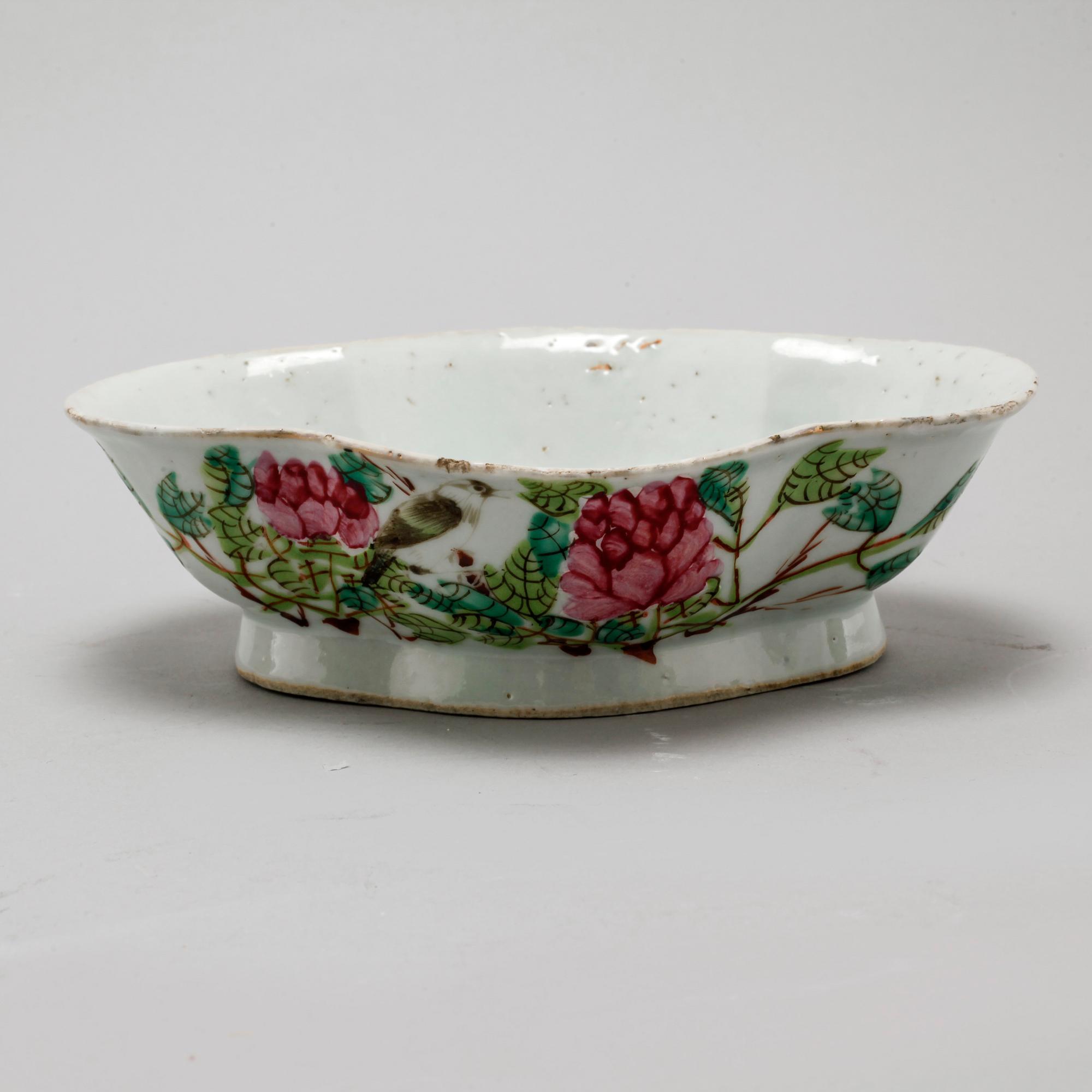 A collection of Chinese porcelain tableware,