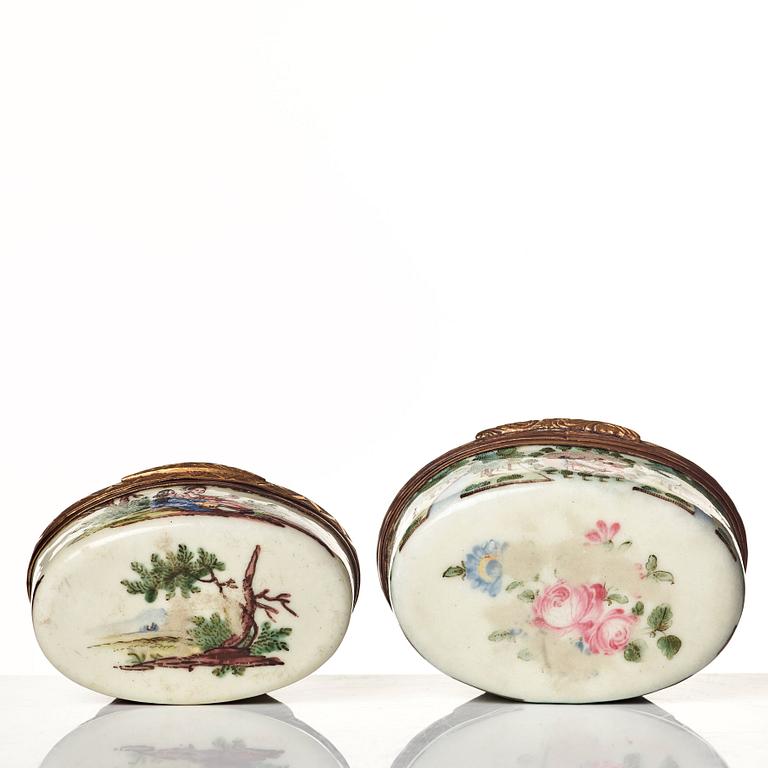 Two Chinese snuff boxes, Qing dynasty, 18th Century.