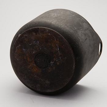 A cast iron pot, manufactured by Rosenlew in the 1960s/70s, Finland.