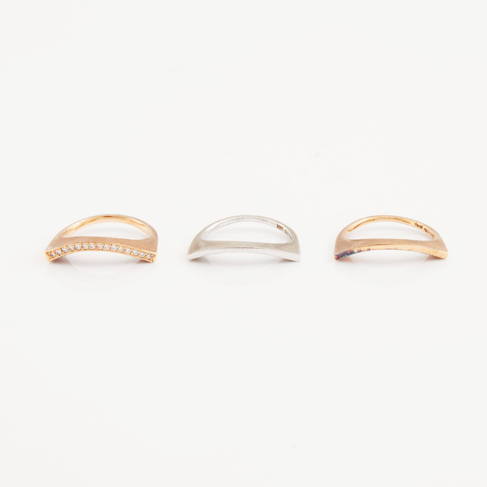 Theresia Hvorslev, Six 18K gold and white gold and silver rings set with round brilliant-cut diamonds.