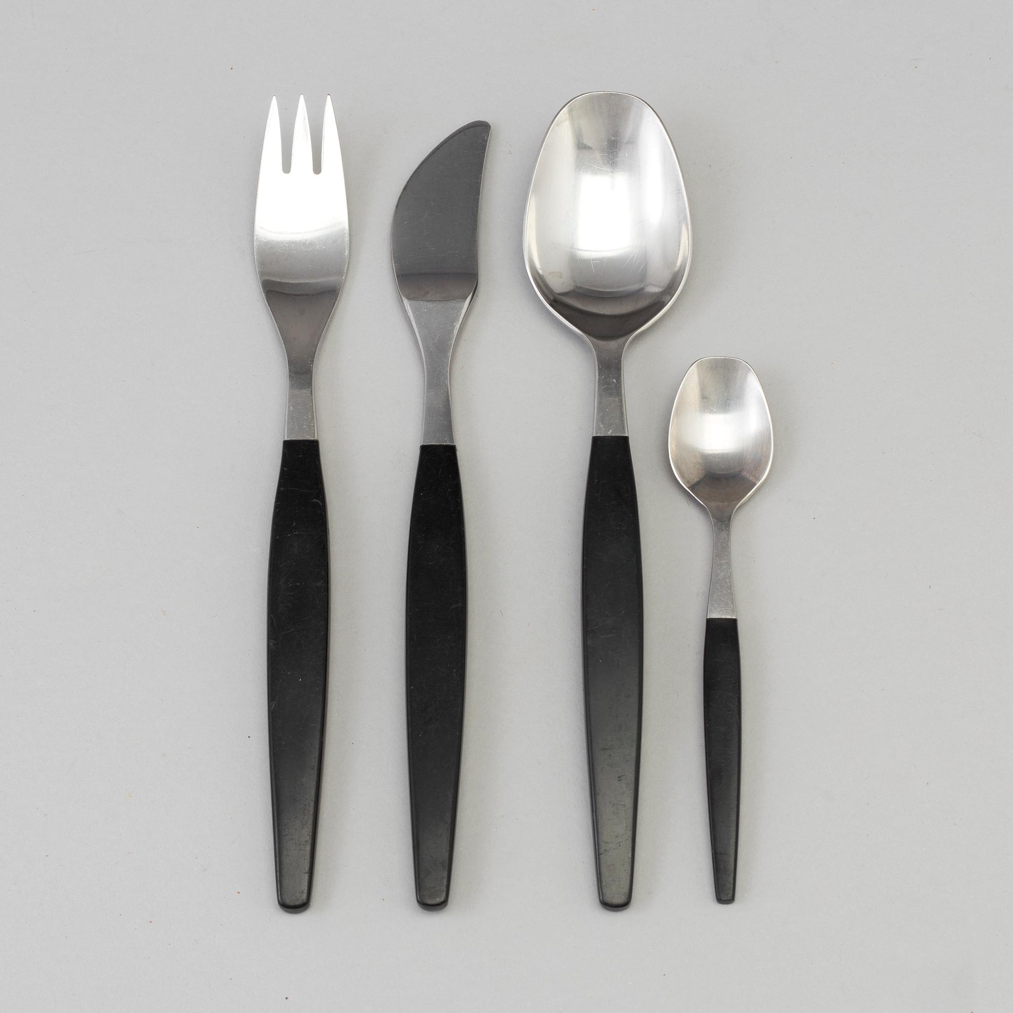 FOLKE ARSTRÖM, 37 pieces of 'Focus Delux' stainless steel and bakelite cutlery from Gense.
