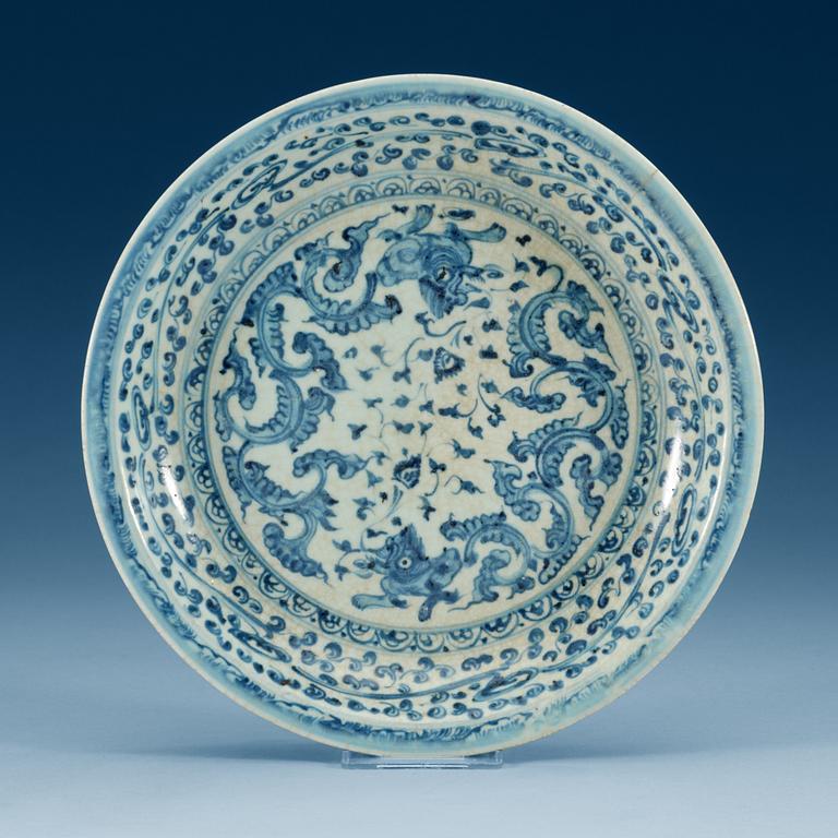 A blue and white dish. Ming dynasty, circa 1500.