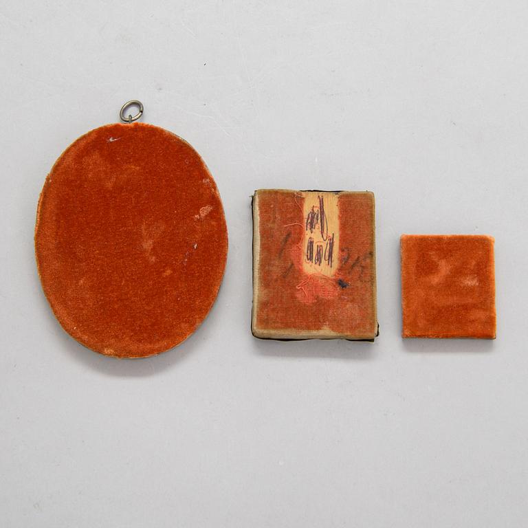 Three early 20th-century Russian travelling icons.