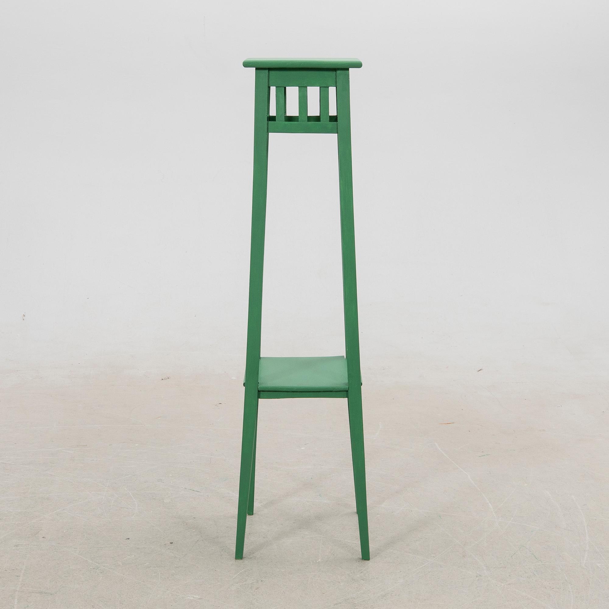 Pedestal, Jugend, early 20th century.