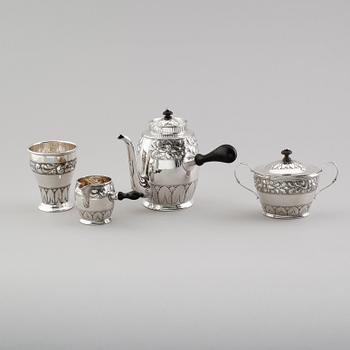 KAFFESERVIS, 4 delar, silver, A Steffensen, Danmark 1918/19. Total vikt ca 728 gram.