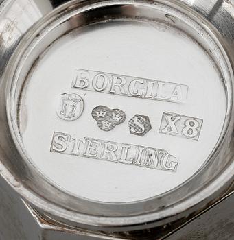 SKÅL SAMT VAS, sterlingsilver, Borgila, Stockholm 1949 resp 1952. Totalvikt ca 170 gram.