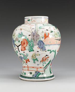 VAS, porslin. Kangxi stil.