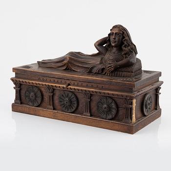 A box, around the year 1900.