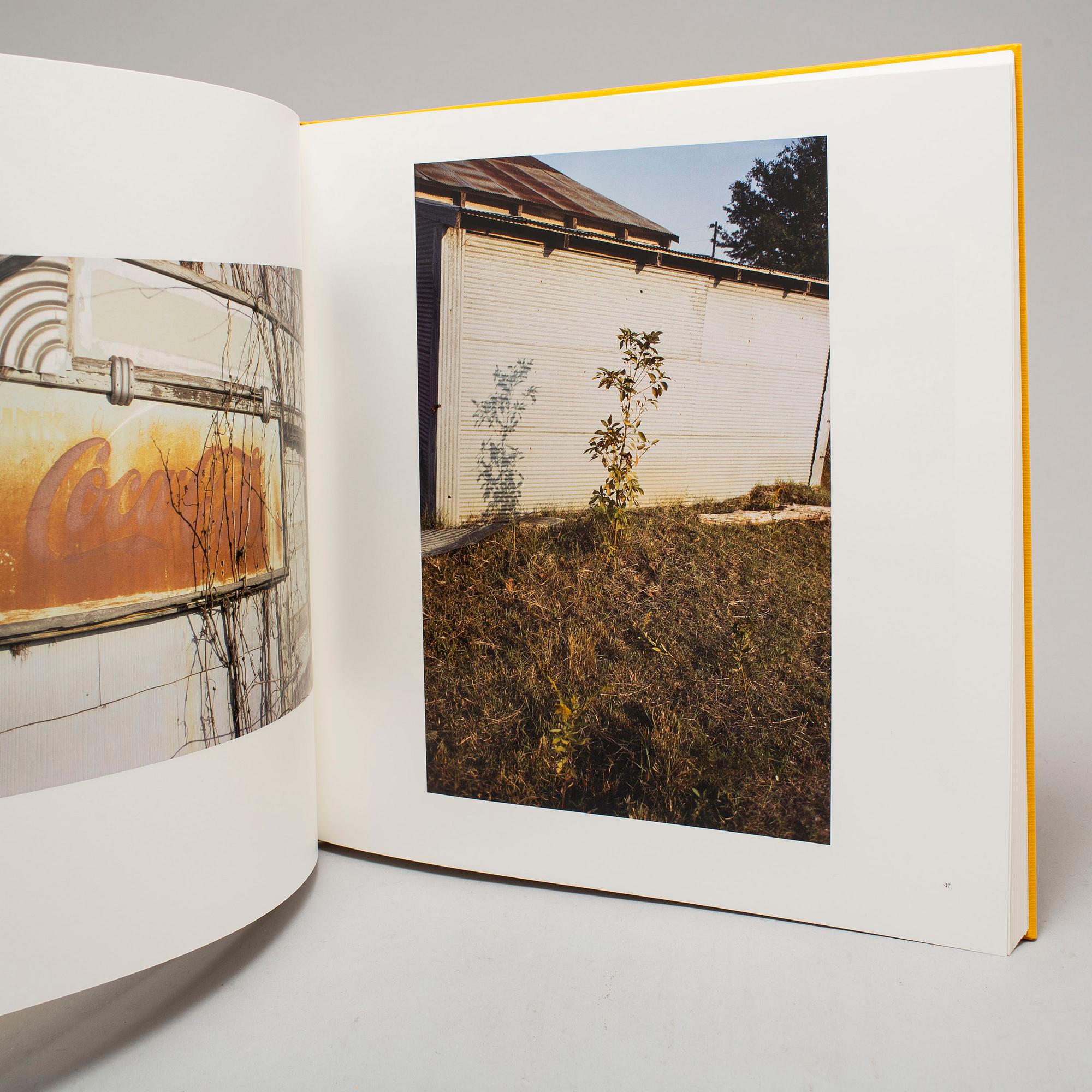 WILLIAM EGGLESTON, Signerad portfolio med tre böcker "William Eggleston Chromes vol. 1-3" utgiven av Steidl.