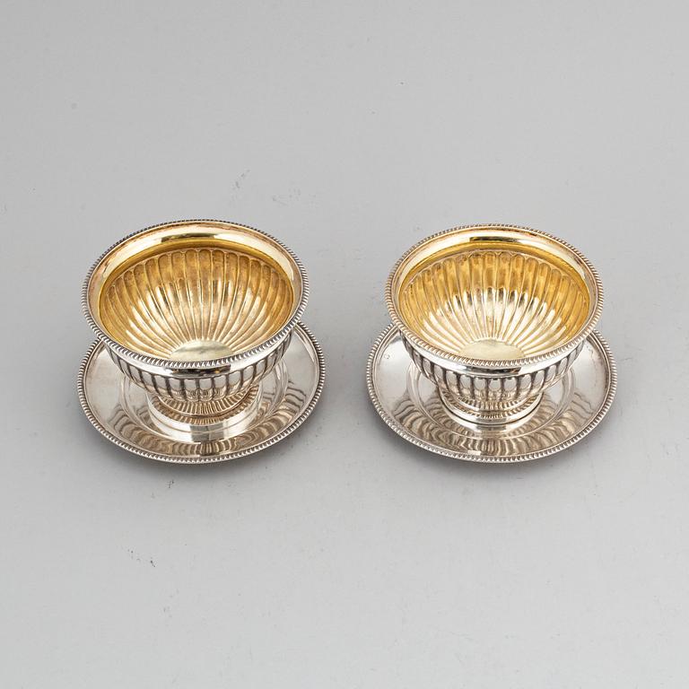 ANDERS LUNDQUIST, såsskålar, ett par, silver, empire, Stockholm, 1828 & 1831.