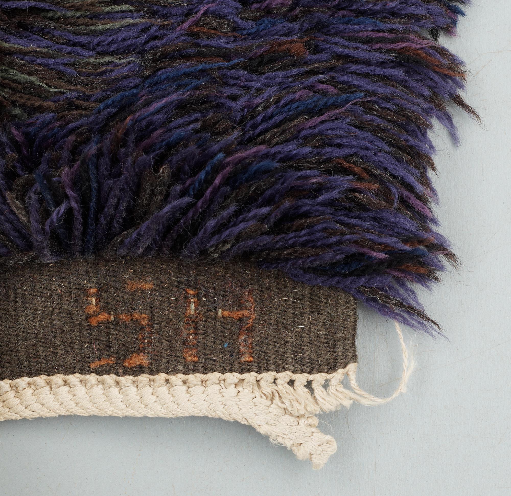 RUG. Rya (long knotted pile). Signed MvM SH (Marianne von Münchow, Svensk Hemslöjd).