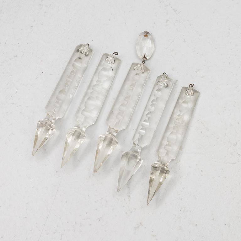 Ljuskrona, 1800-tal med äldre delar.