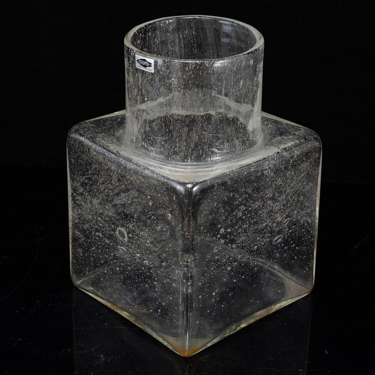 KAJ FRANCK, a "Sargasso" glass vase, Nuutajärvi Notsjö, Finland 1960's.