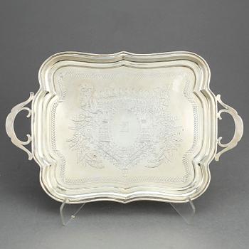 BRICKA, silver, Ryssland, ej identifierad mästare stämplad 1889. Vikt ca 380 gram.