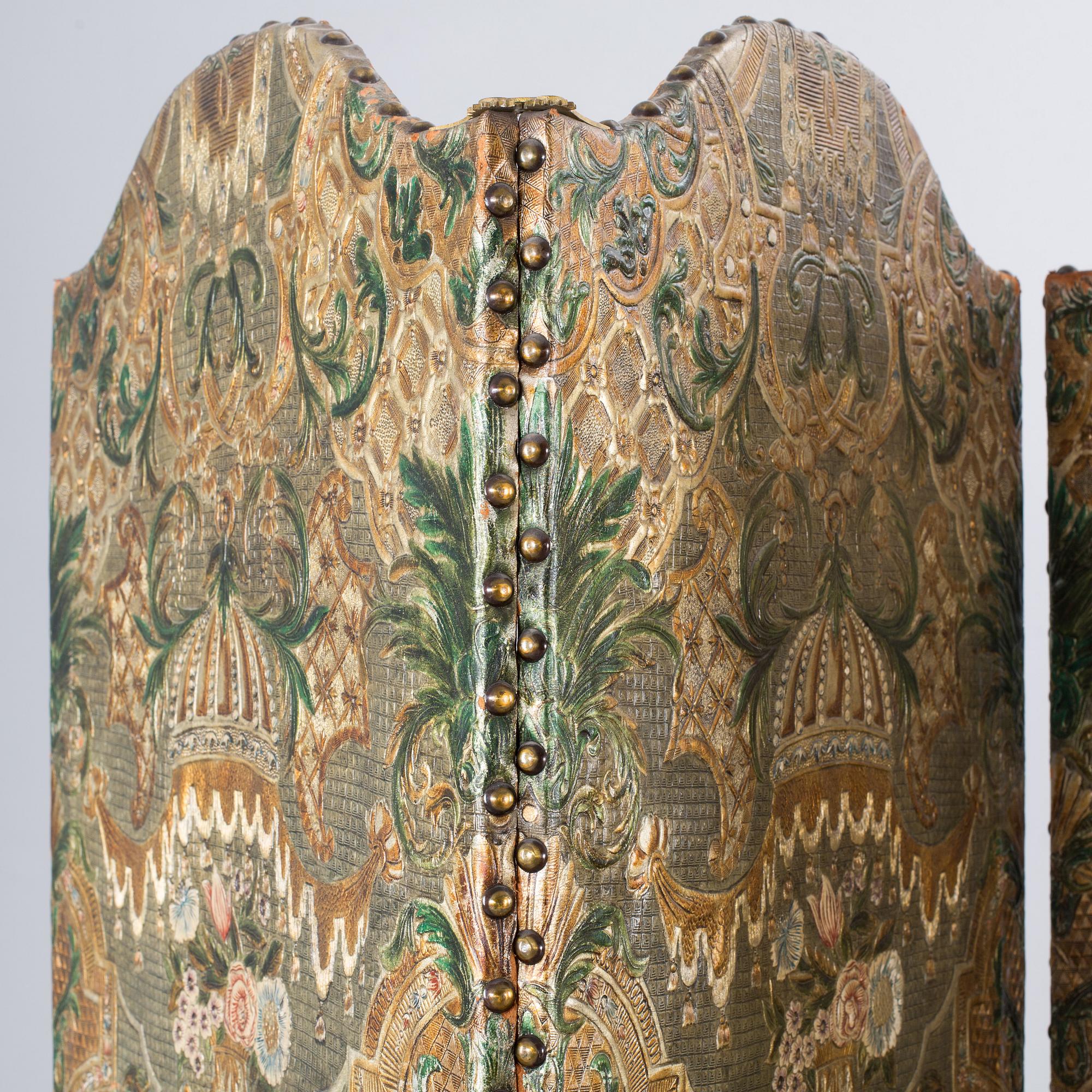 VIKSKÄRM barockstil sent 1800-tal.