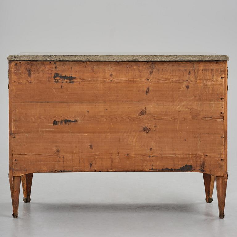 A Gustavian marquetry commode by A. Lundelius (master in Stockholm 1778-1823).
