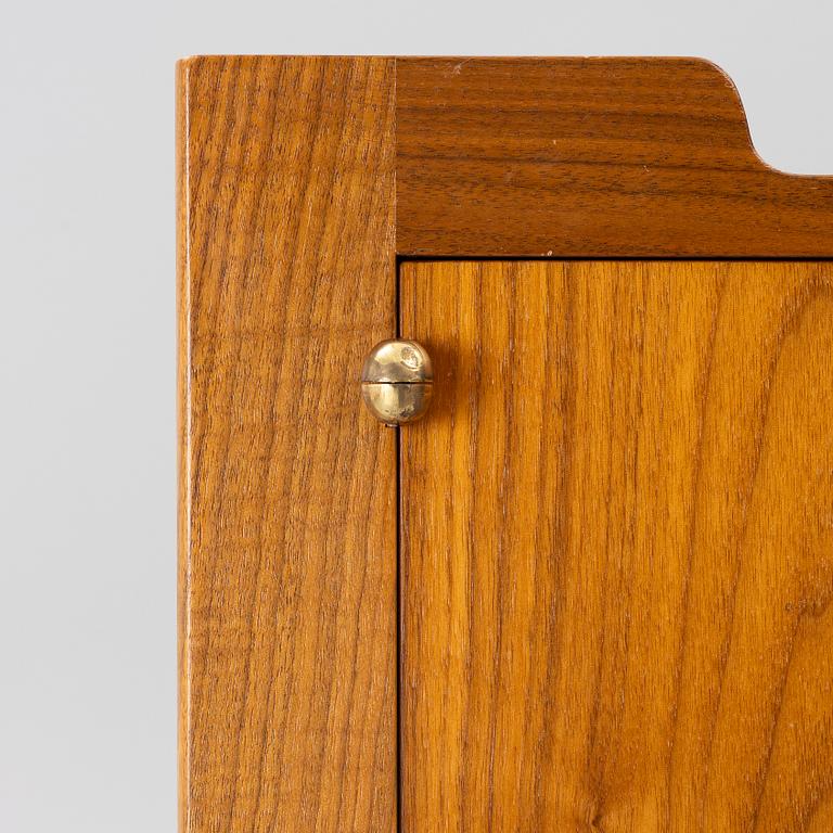Josef Frank, Cabinet, model B 2135, Firma Svenskt Tenn, post 1985.