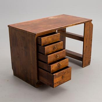 KIRJOITUSPÖYTÄ, 1930-1940-luku.