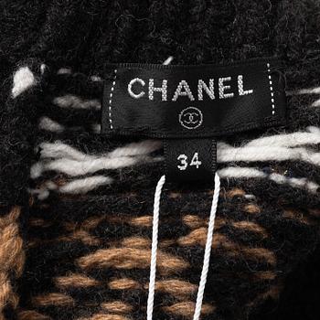 Chanel, a knitted wool dress, french size 34.