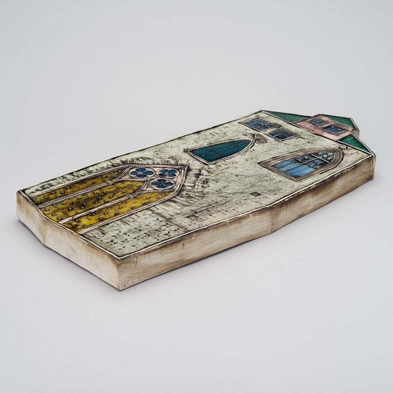 RUT BRYK, CERAMIC RELIEF. Venetian palace: Giorno. Signed Bryk, I. Arabia, 1955.