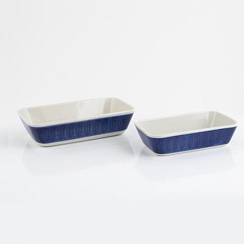 Hertha Bengtson, a 31-piece "Koka blå" dinner service, Rörstrand, Sweden.