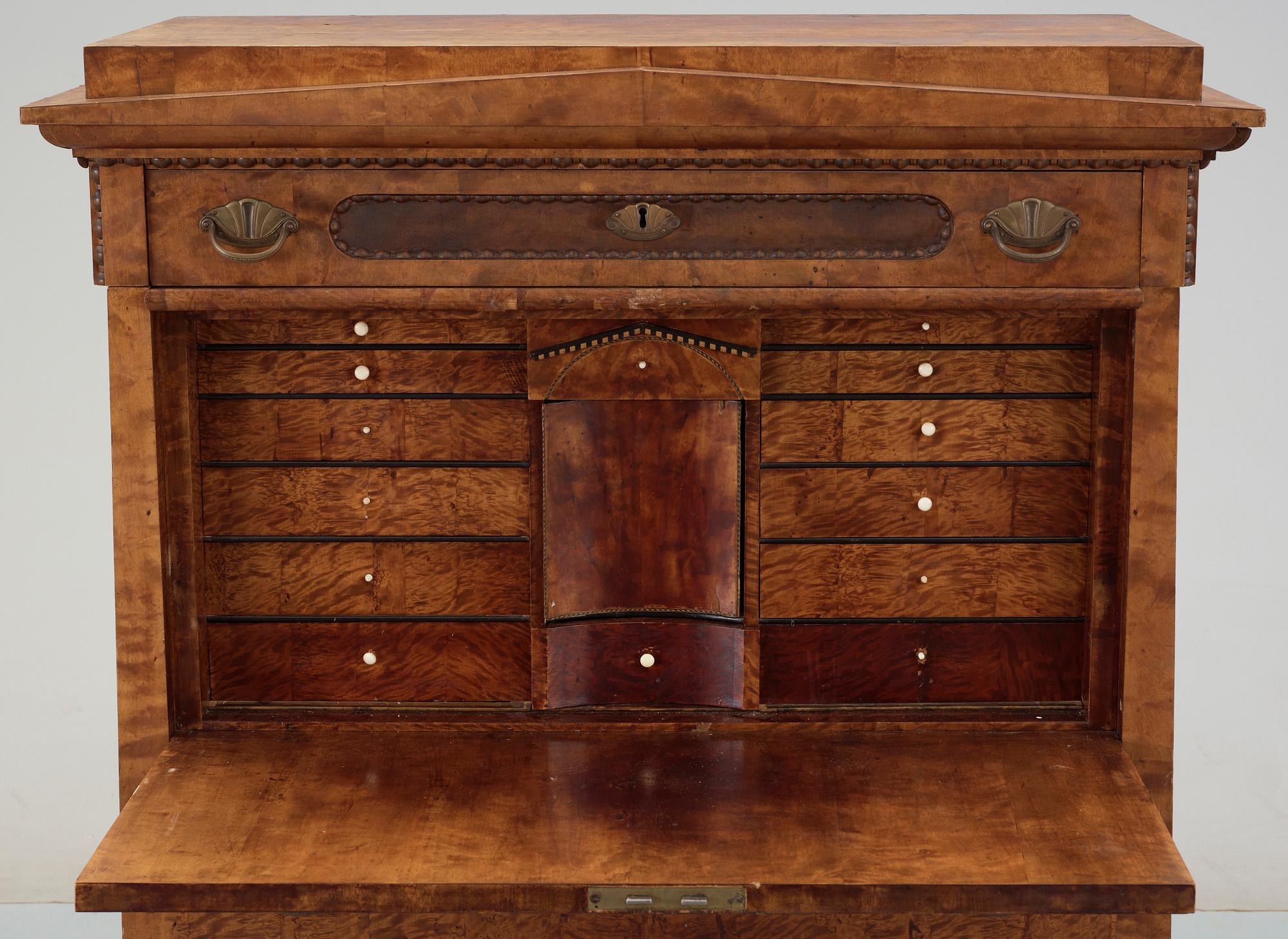 CHIFFONJÉ, senempire, 1800-talets mitt.