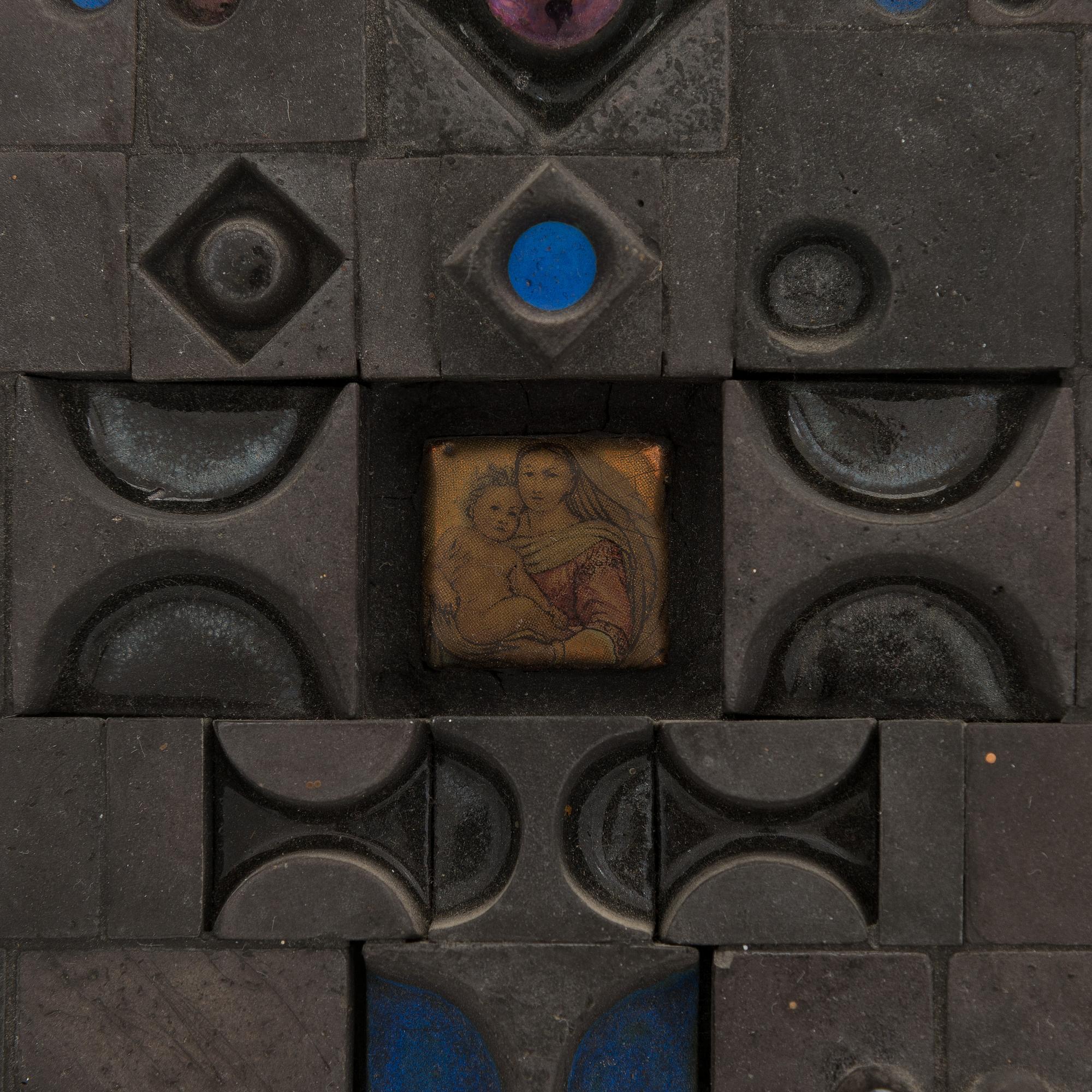 Rut Bryk, relief, keramik, signerad Rut Bryk.