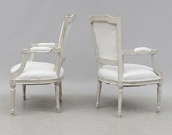 KARMSTOLAR, 1 par, gustaviansk stil, 1900-talets första hälft.
