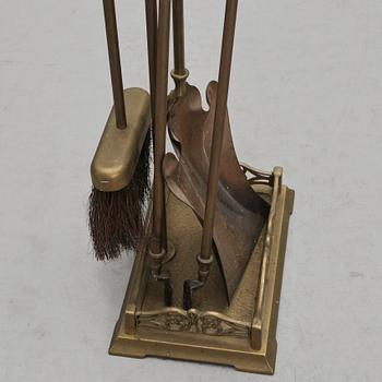 BRASSTÄLL, 4 delar, gulmetall, 1900-talets andra hälft.