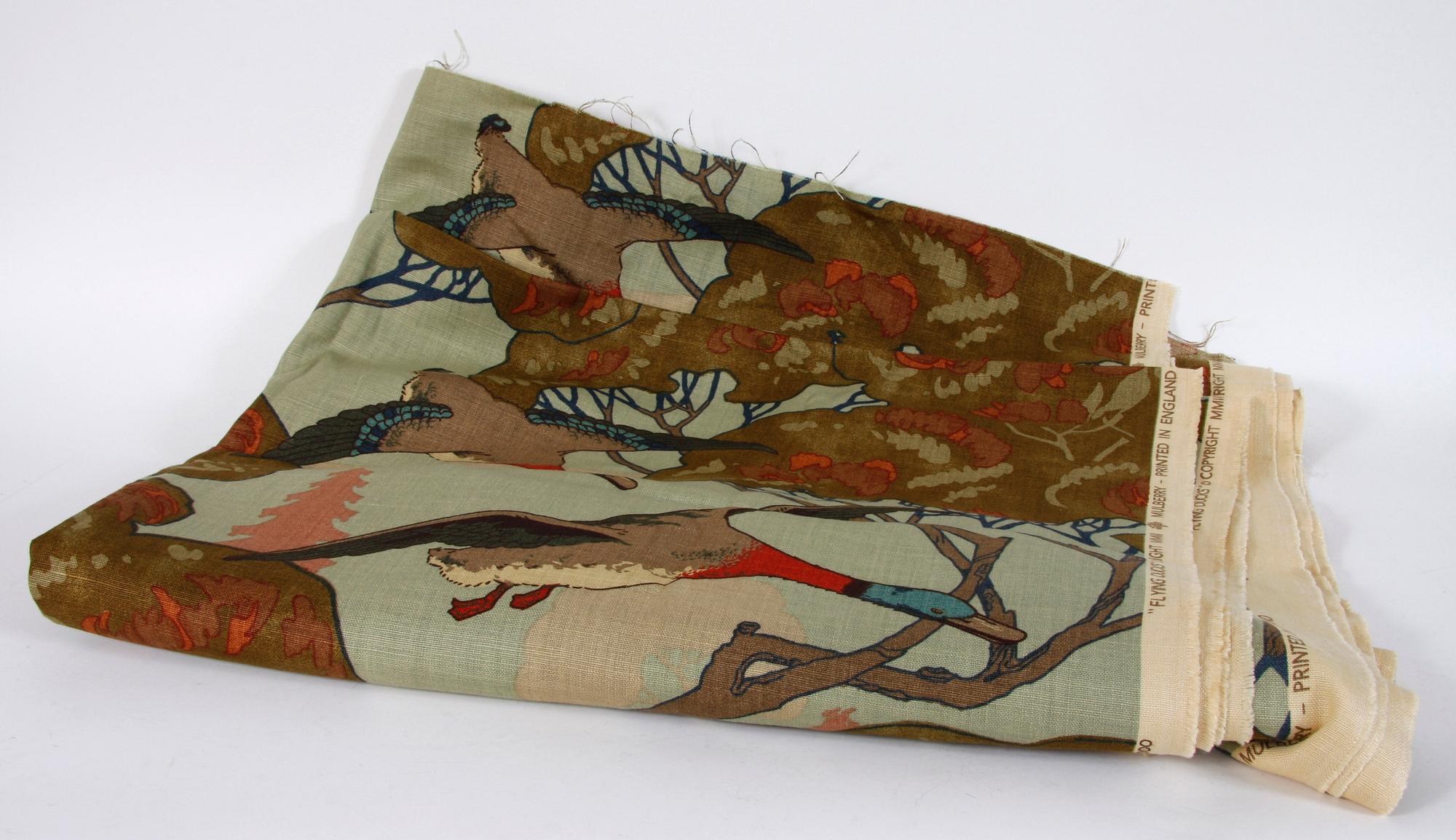 TYG, Mulberry, "Flying Ducks", ca 600 x 140.