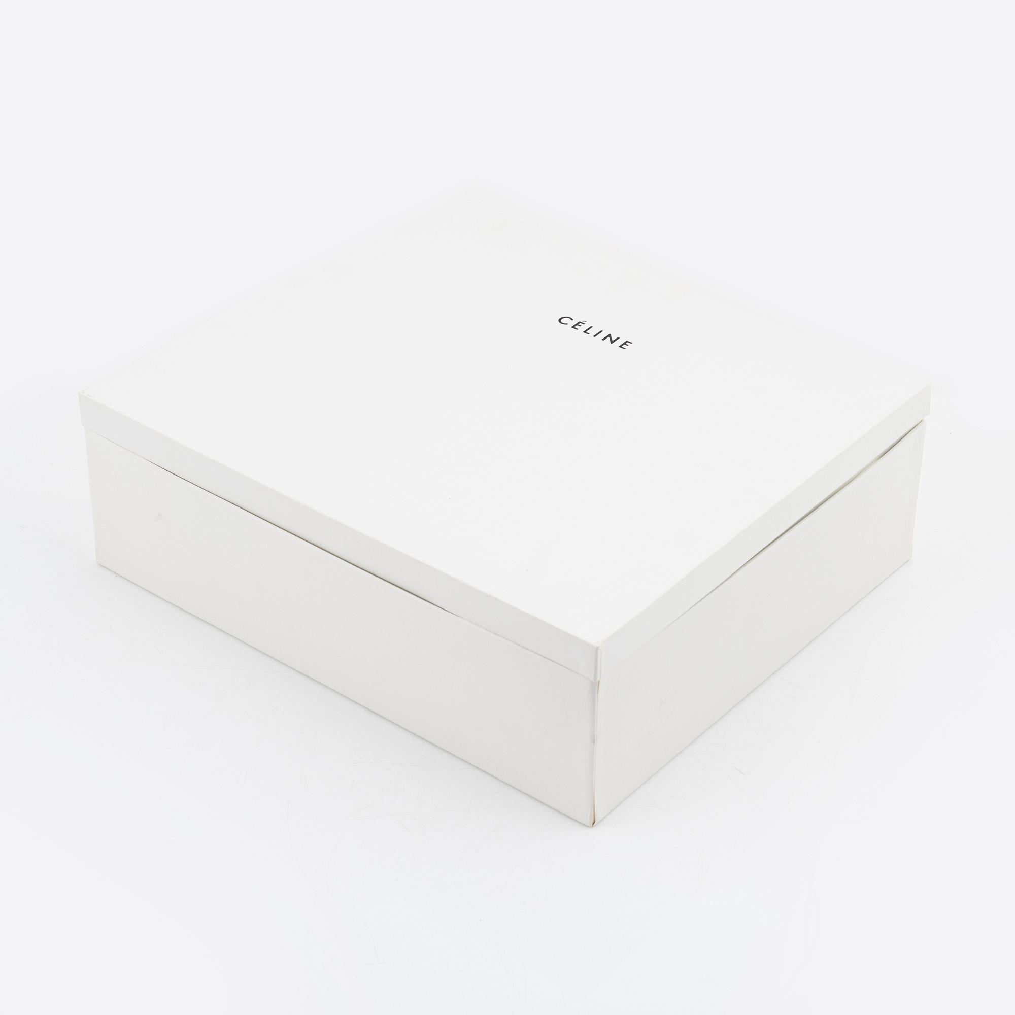 Céline, a 'Large Classic Bag' in box calfskin.
