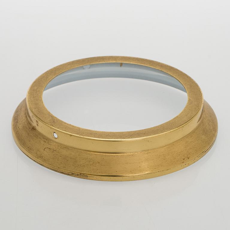 Hans-Agne Jakobsson, pöytävalaisin, malli B142,  Markaryd, 1960-70-luku.